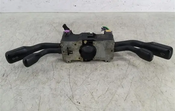 Audi 80 90 S2 B4 Indicator stalk 443953503D