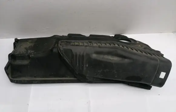BMW 7 E65 E66 Air filter box cover 1371778910905 1371779320301
