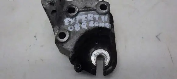Citroen Jumpy Engine mounting bracket 9645030780