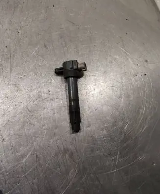 Suzuki Grand Vitara II High voltage ignition coil dl3oy10