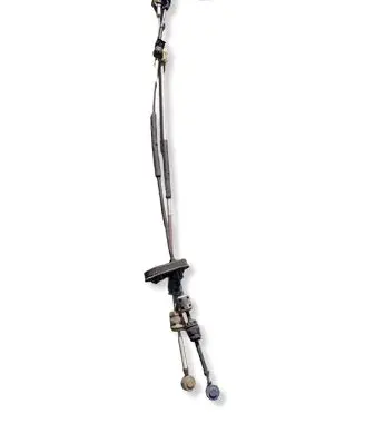 Opel Astra J Gear shift cable linkage 55577317