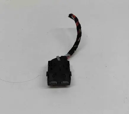 Mercedes-Benz C W206 USB socket connector A2238204503
