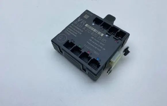 Mercedes-Benz E W212 Door control unit/module A2128203585 A2128203426 A2124423032