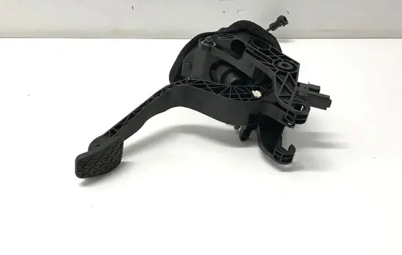 Ford Fiesta Clutch pedal AY117B633AC