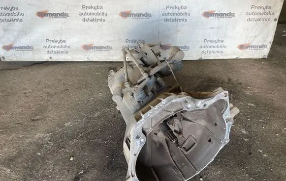 Iveco Daily 35 - 40.10 Manual 5 speed gearbox 8868879