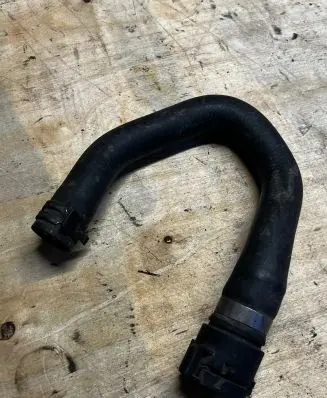 BMW 5 E60 E61 Engine coolant pipe/hose 6917699