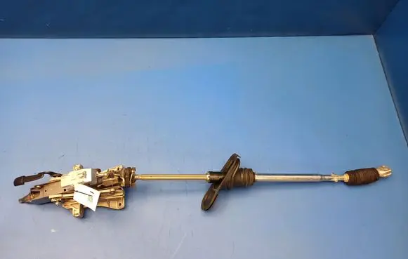 Steering wheel axle set