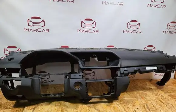 Mercedes-Benz E W212 Dashboard 21268043009
