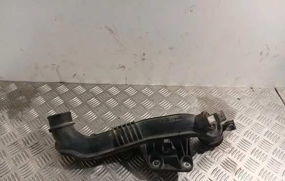Audi A4 S4 B8 8K Intercooler hose/pipe 8K0145673L
