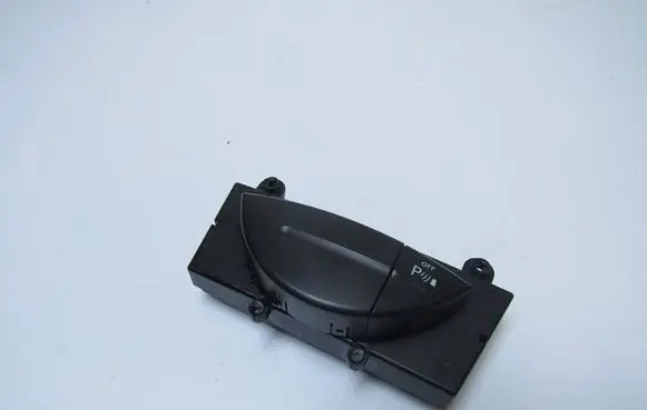 Mercedes-Benz E W211 Parking (PDC) sensor switch 2118206510-MERC 03751220 2118206510