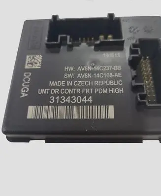Volvo V40 Door control unit/module 31343044 310513