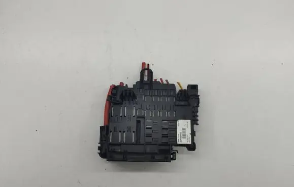 Volvo V60 Battery relay fuse 30659092 051052 K067R