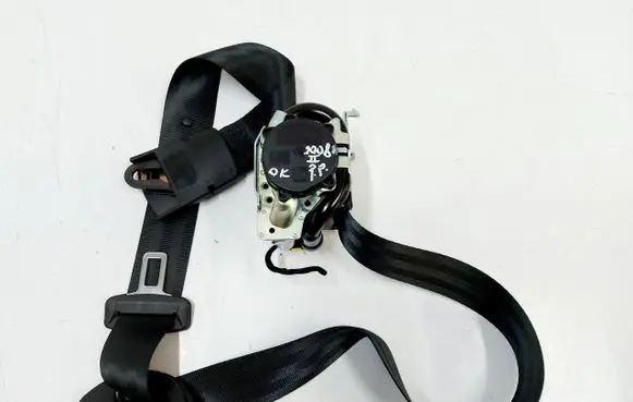Peugeot 2008 II Front seatbelt 98266702