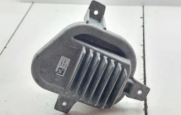 BMW X1 F48 F49 LED ballast control module 90066717 52644951