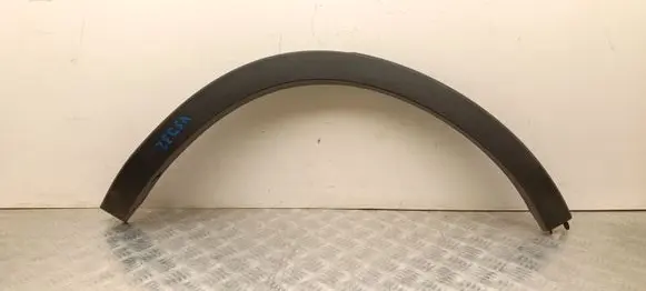 Volvo XC40 Rear arch trim 32368188