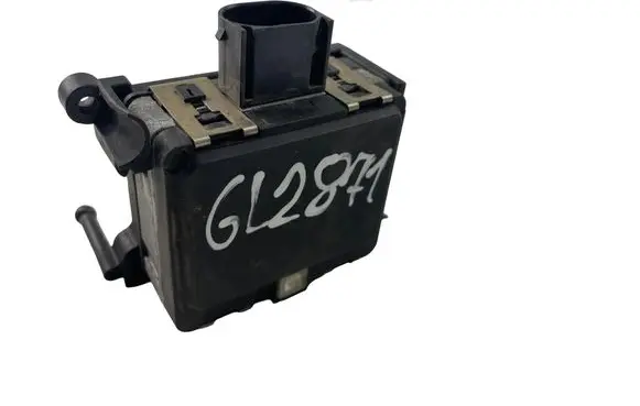 Volkswagen PASSAT B8 Distronic sensor radar 5Q0907561F 5Q0907572F