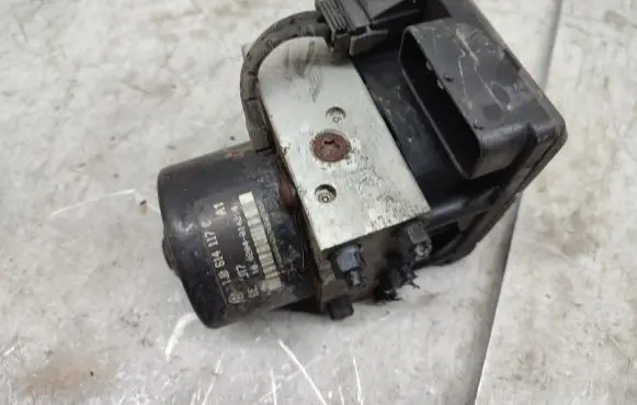 Audi A3 S3 8L ABS Pump 1J0907379G 1J0614117C