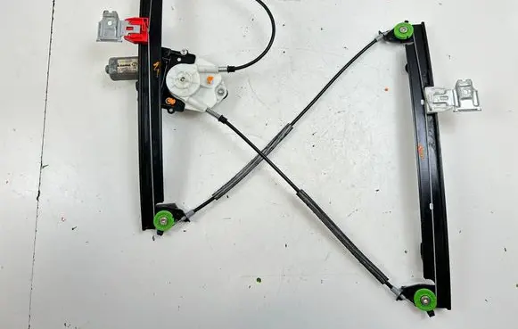 Maserati Quattroporte Rear door window regulator with motor