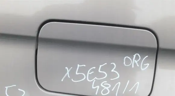 BMW X5 E53 Fuel tank cap trim 