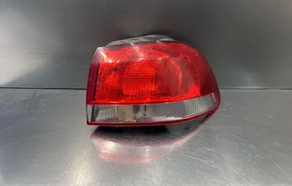 Volkswagen Golf VI Rear/tail lights 89091067 5K0945096E