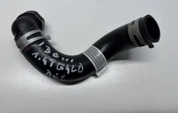 Hyundai i30 Engine coolant pipe/hose 25412F3300