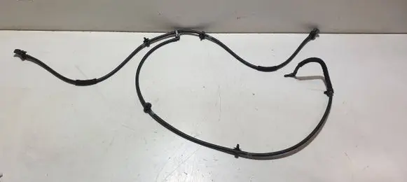 Windshield washer spray nozzle