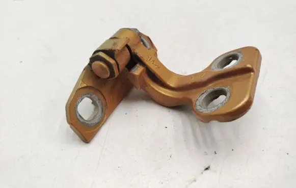 Land Rover Freelander 2 - LR2 Rear door upper hinge