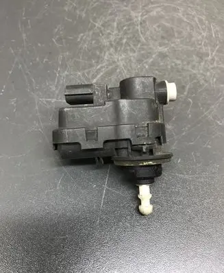 Renault Clio III Headlight level adjustment motor 8200402521