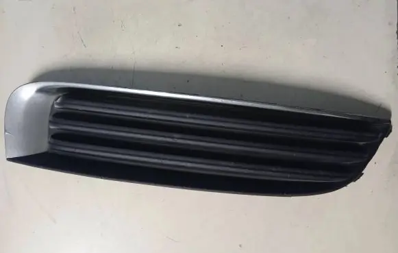 Opel Insignia A Front bumper lower grill 13266030