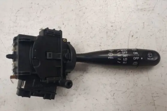 Toyota Yaris Wiper switch 173647