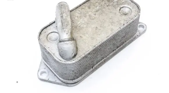 BMW Z4 E89 Engine oil radiator 7525333