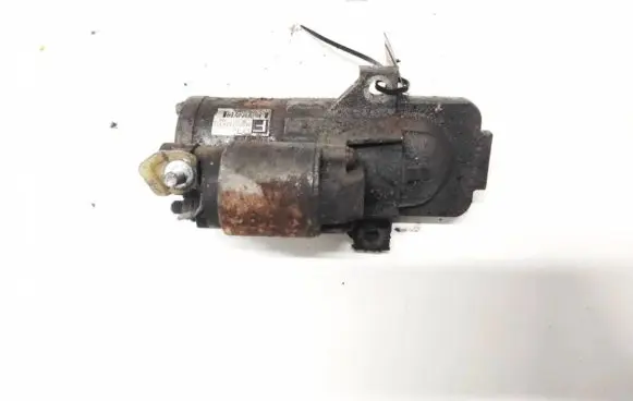 Mazda 6 Starter motor M000T32871