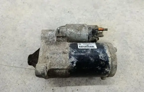 Dacia Sandero Starter motor 8200815083