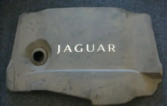 Jaguar XF X250 Engine cover (trim)