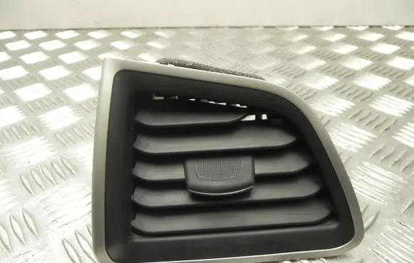 Ford Edge I Rear air vent grill EM2B19C696AB T6372