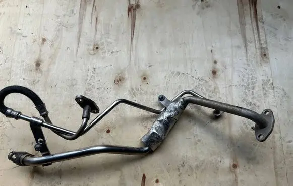 Mercedes-Benz C W205 Turbo turbocharger oiling pipe/hose A6511800900 A6511800700