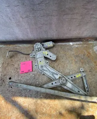 Honda Civic Rear door window regulator with motor 