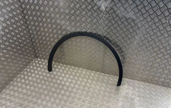 Tesla Model Y Front arch trim 165869200A 165869600A