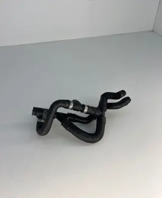 Cupra Formentor Engine coolant pipe/hose 5Q0121087L