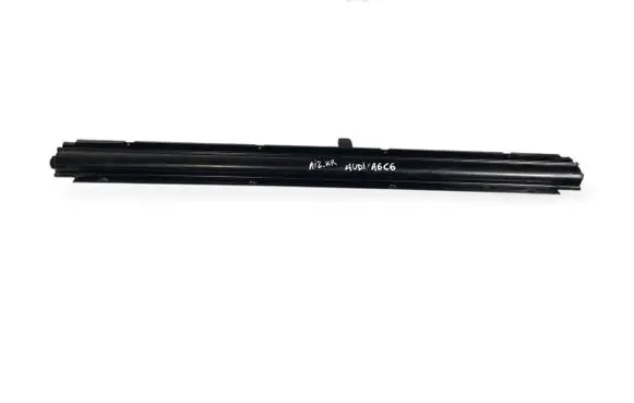 Audi A6 S6 C6 4F Rear door sun blind/shade 4F5861334A