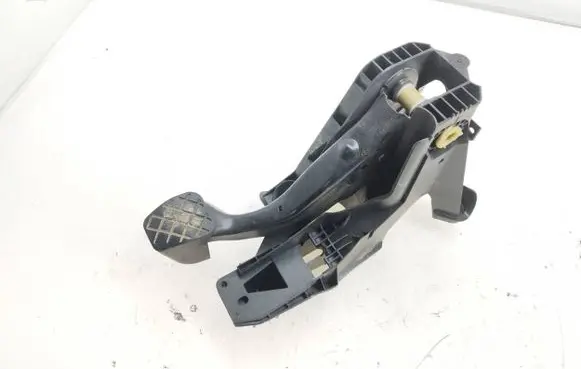 Volkswagen Golf VII Brake pedal 5Q1721058BJ 51T3AL 28012015