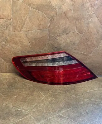 Rear/tail lights