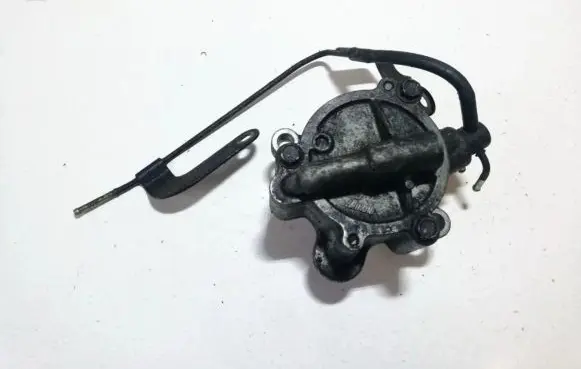 Mitsubishi Pajero Vacuum pump