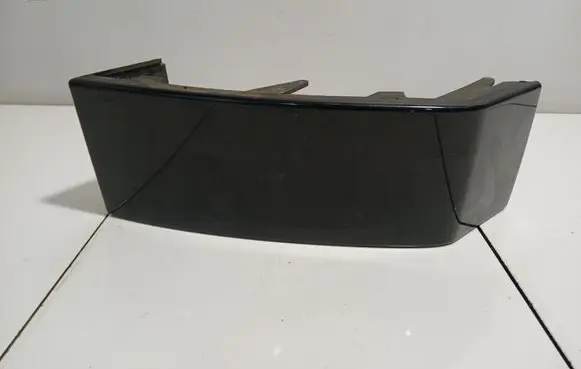 Volvo XC90 Rear/tail light trim molding 30698134
