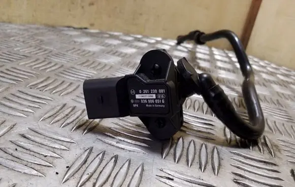 Audi A8 S8 D4 4H Air pressure sensor 036906051G 0261230081 4H2611932B