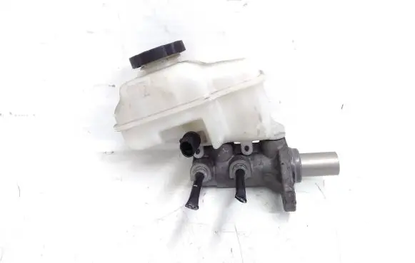 Cadillac CTS Master brake cylinder 25179