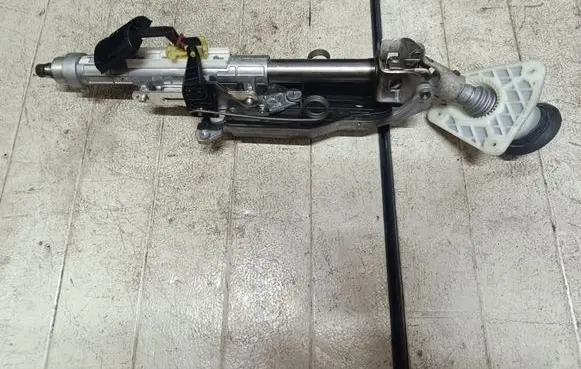 Mercedes-Benz ML W164 Steering wheel axle A1644601016