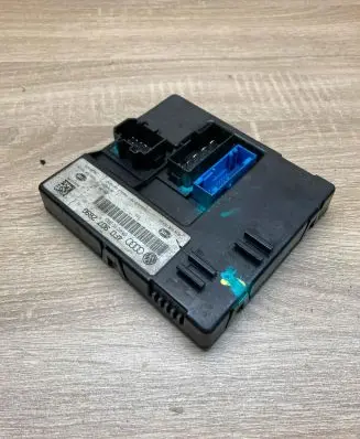 Audi A6 S6 C6 4F Comfort/convenience module 4F0907289G 4F0910289G