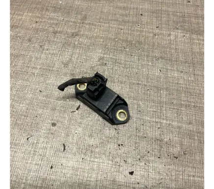 Mercedes-Benz E W211 Airbag deployment crash/impact sensor 0025426918 02W37