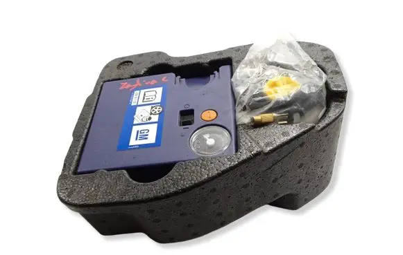 Opel Zafira C Tire air pump compressor MR6M